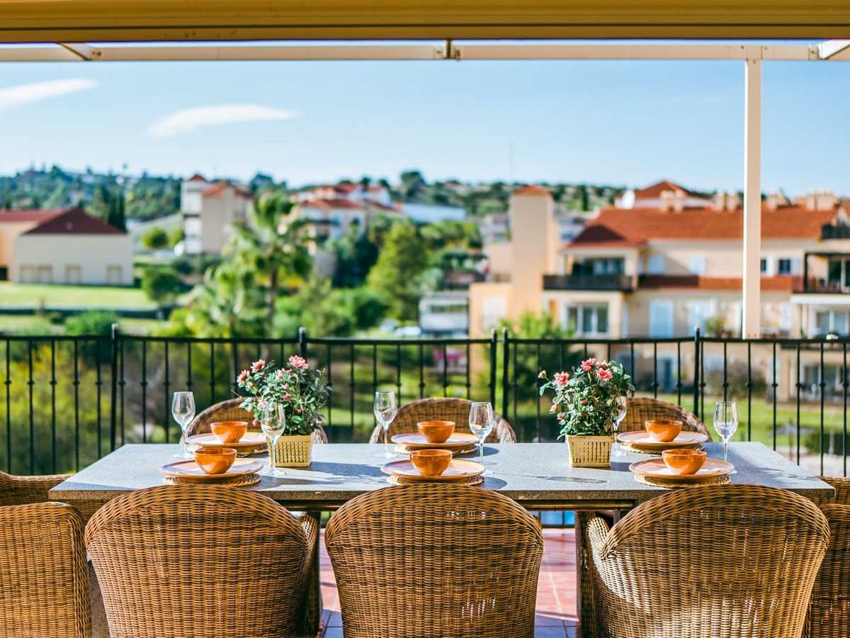 4 Bed Apartment for sale in Alhaurín De La Torre Costa Del Sol, Málaga, Spain