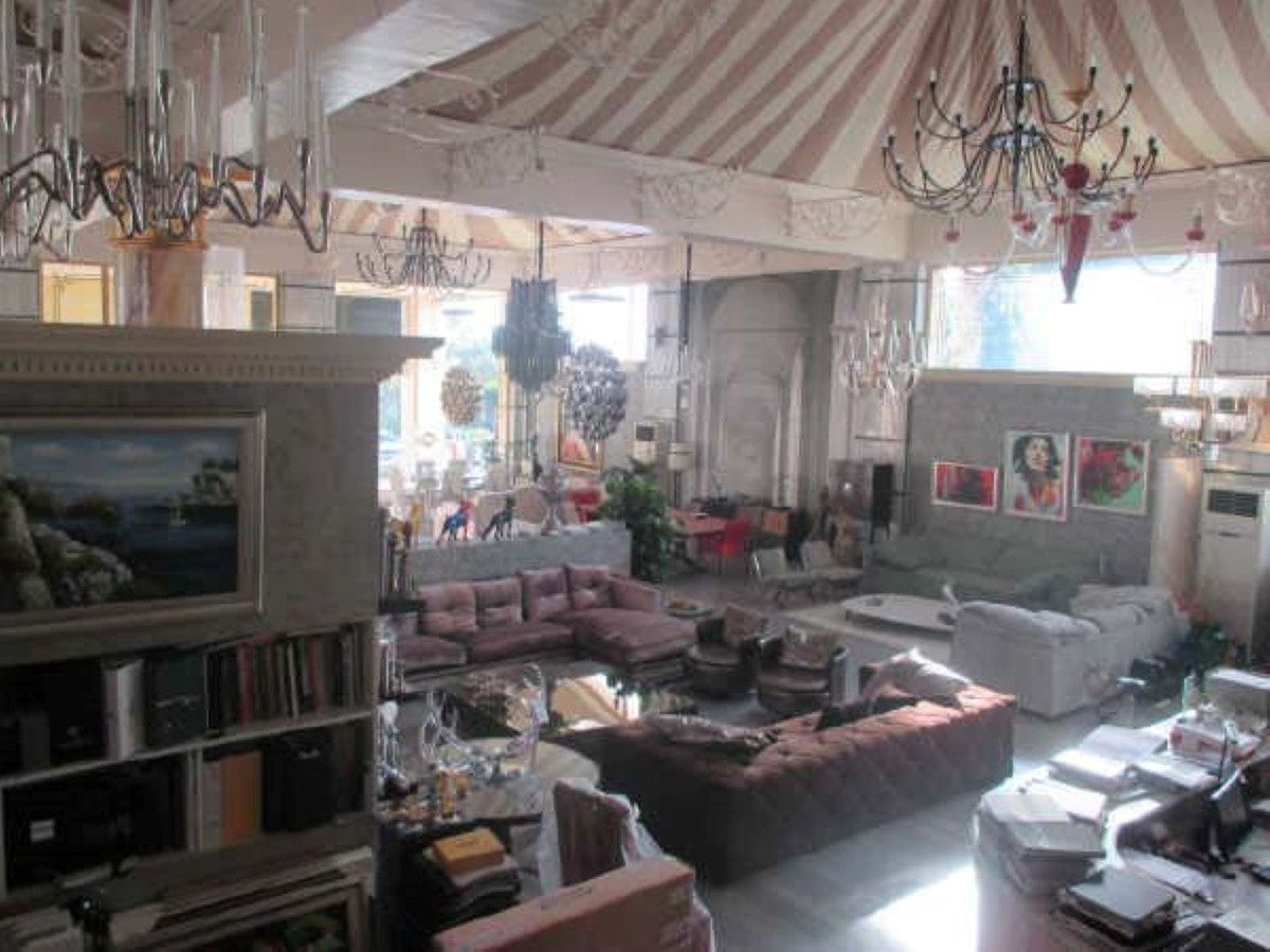Se vende Local comercial  en Costa Del Sol, Málaga, España