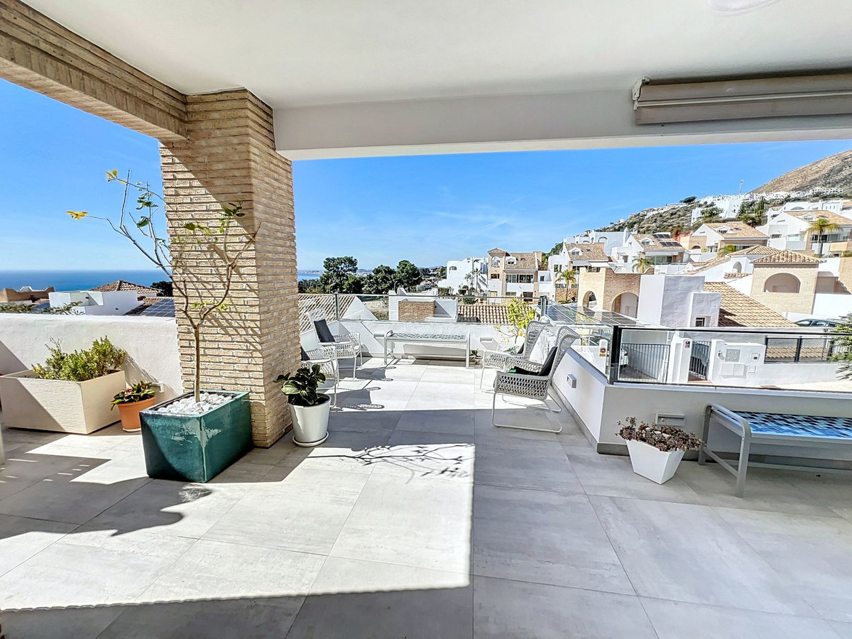 3 Bed Townhouse for sale in Benalmadena Costa Del Sol, Málaga, Spain