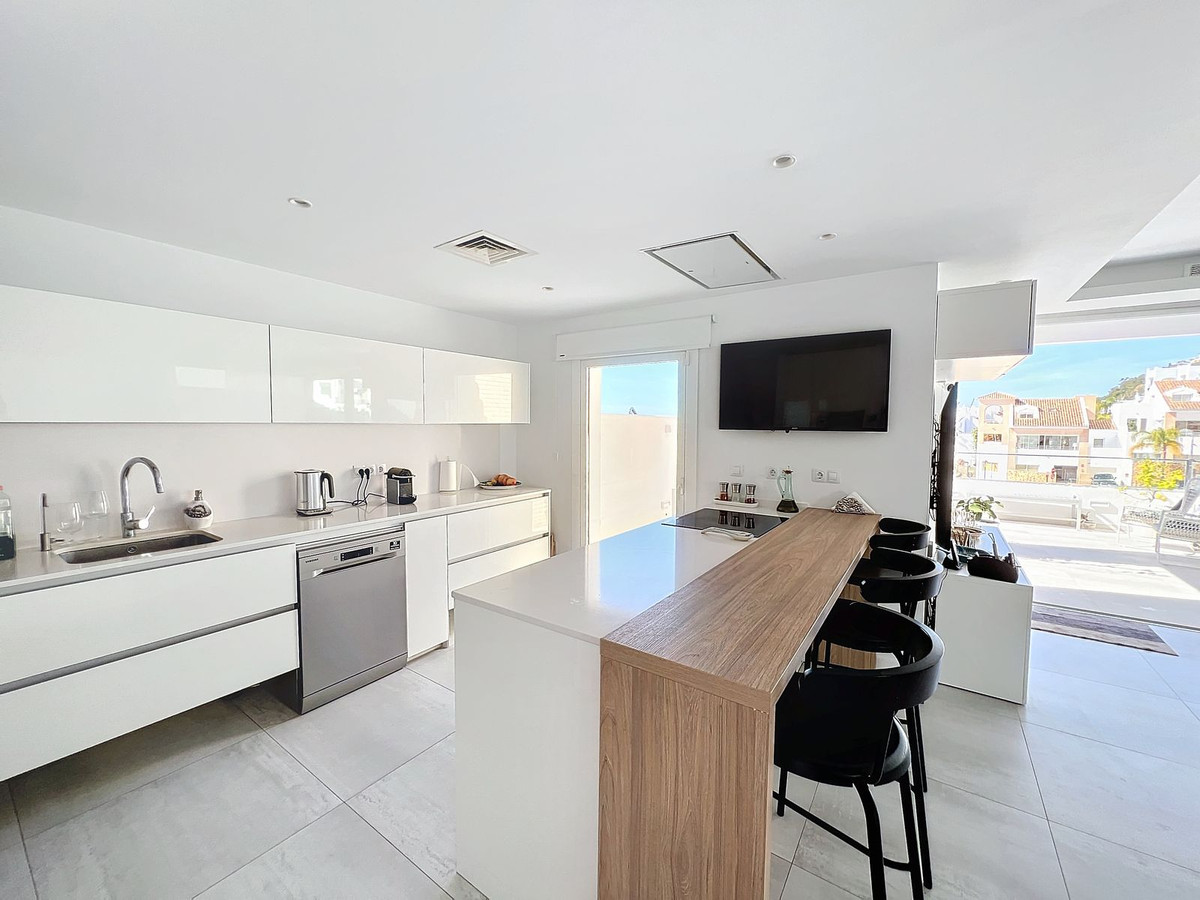 3 Bed Townhouse for sale in Benalmadena Costa Del Sol, Málaga, Spain