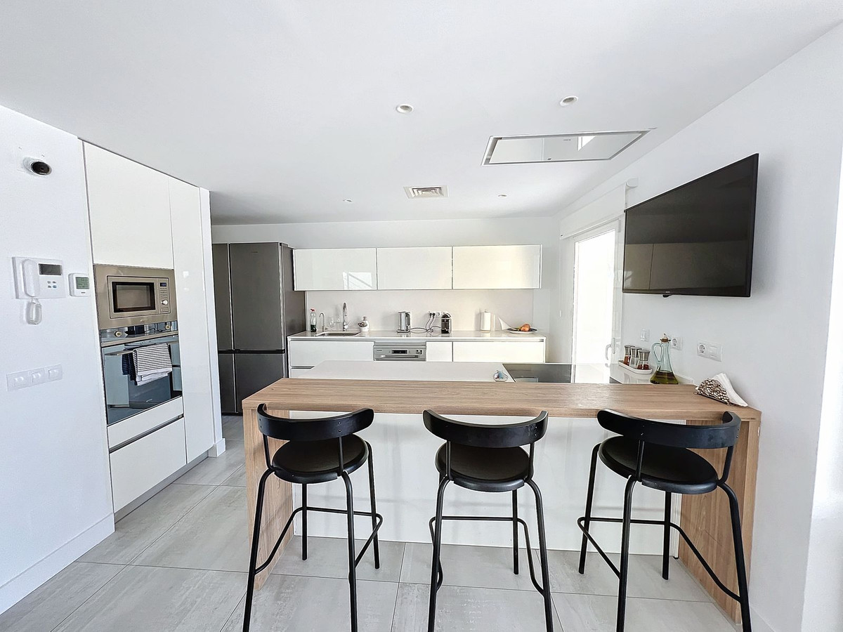 3 Bed Townhouse for sale in Benalmadena Costa Del Sol, Málaga, Spain