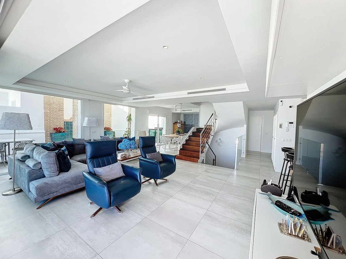 3 Bed Townhouse for sale in Benalmadena Costa Del Sol, Málaga, Spain