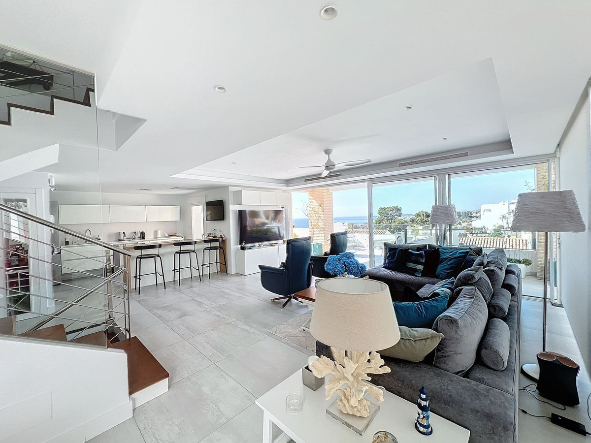 3 Bed Townhouse for sale in Benalmadena Costa Del Sol, Málaga, Spain