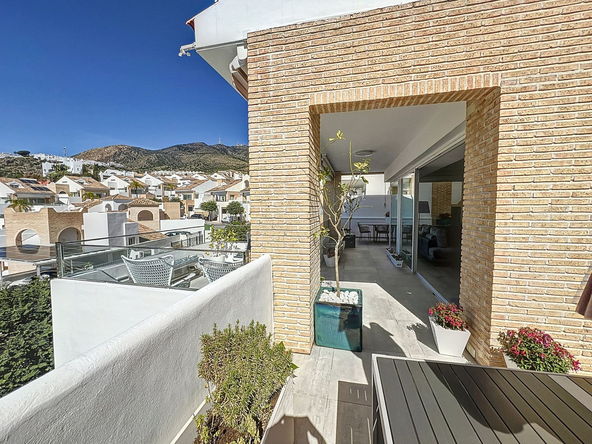 3 Bed Townhouse for sale in Benalmadena Costa Del Sol, Málaga, Spain