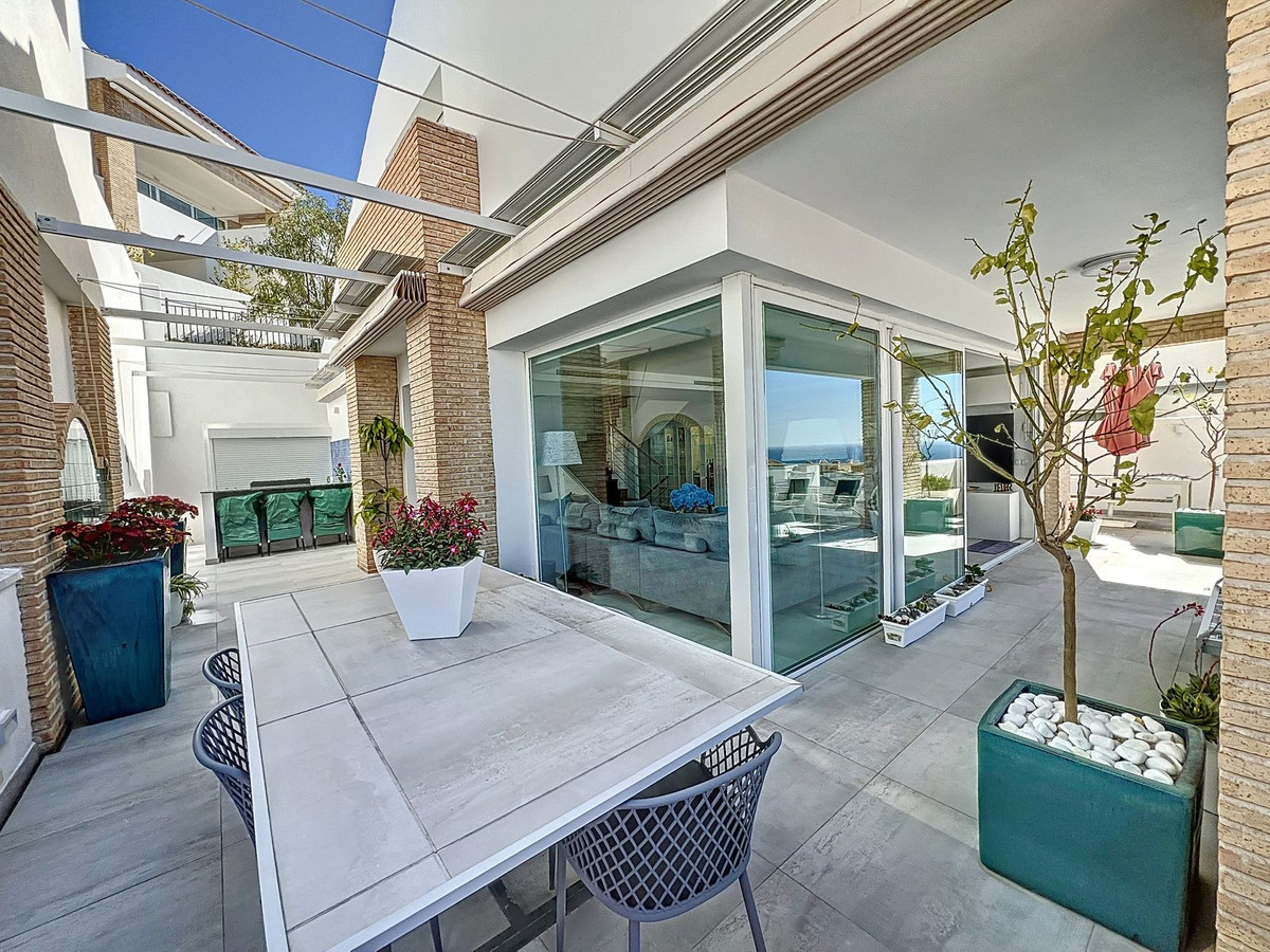 3 Bed Townhouse for sale in Benalmadena Costa Del Sol, Málaga, Spain