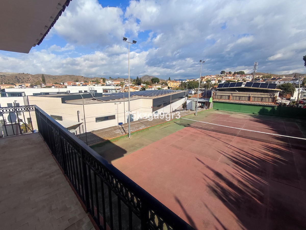 5 Bed Townhouse for sale in Puerto De La Torre Costa Del Sol, Málaga, Spain