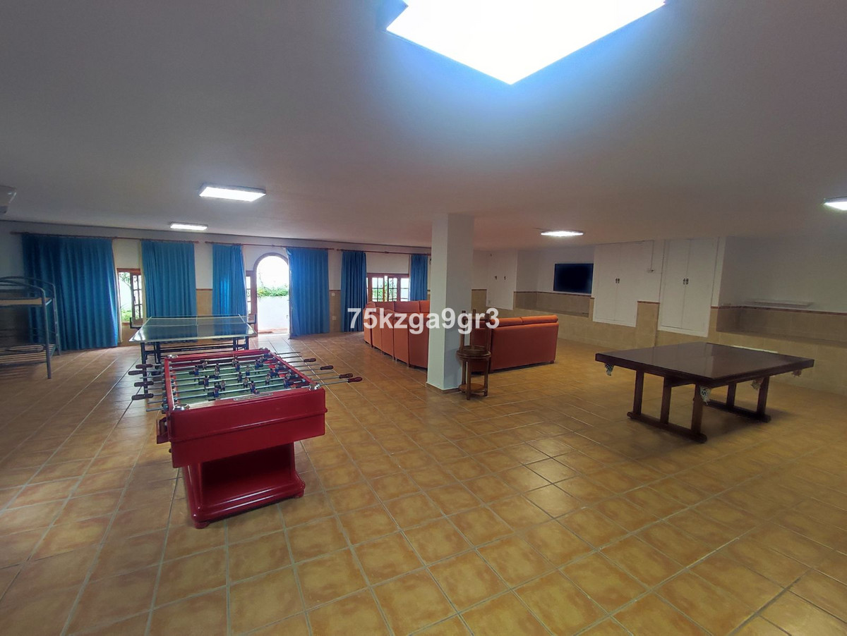 5 Bed Townhouse for sale in Puerto De La Torre Costa Del Sol, Málaga, Spain