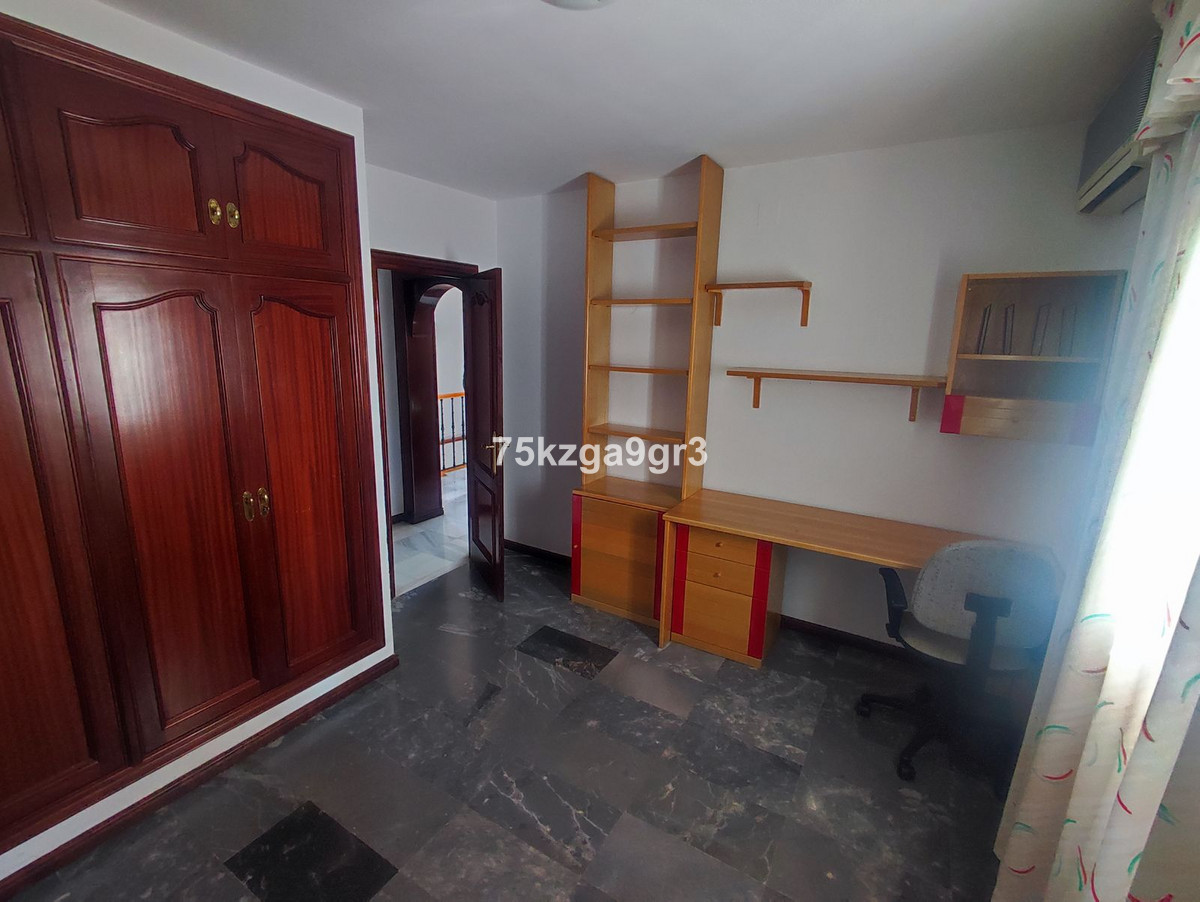 5 Bed Townhouse for sale in Puerto De La Torre Costa Del Sol, Málaga, Spain