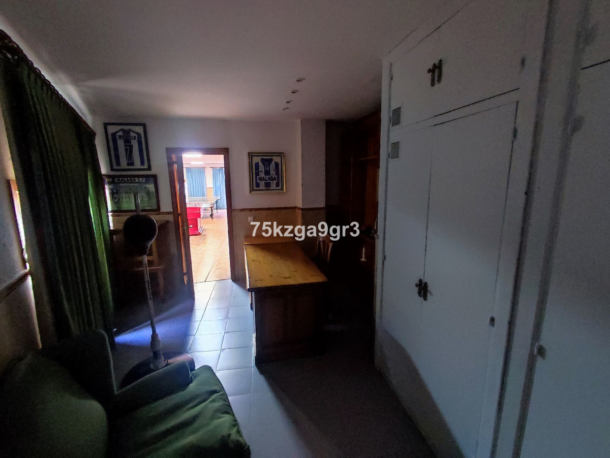 5 Bed Townhouse for sale in Puerto De La Torre Costa Del Sol, Málaga, Spain