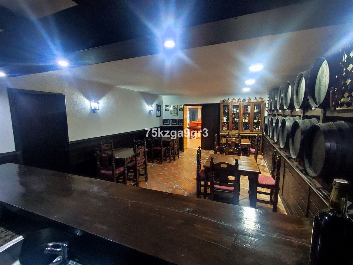 5 Bed Townhouse for sale in Puerto De La Torre Costa Del Sol, Málaga, Spain
