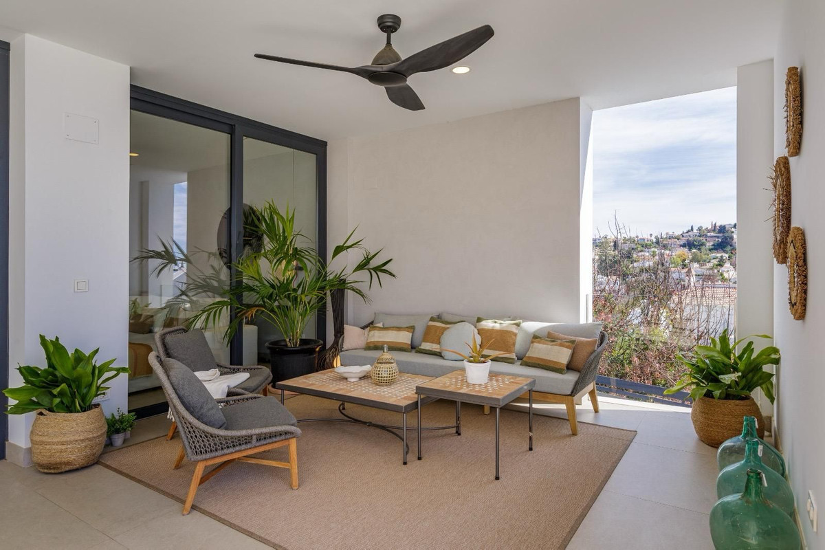 4 Bed Townhouse for sale in Benalmadena Costa Costa Del Sol, Málaga, Spain