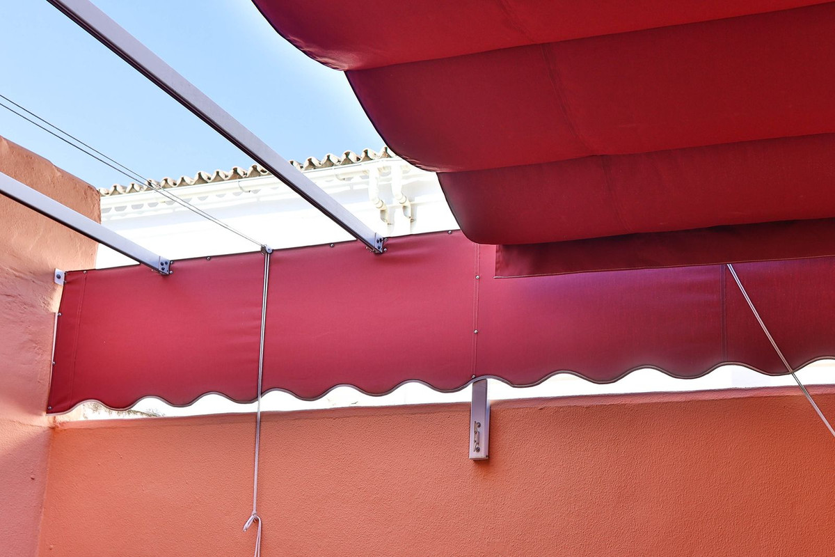Se vende Pareada de 4 dormitorios en Costa Del Sol, Málaga, España