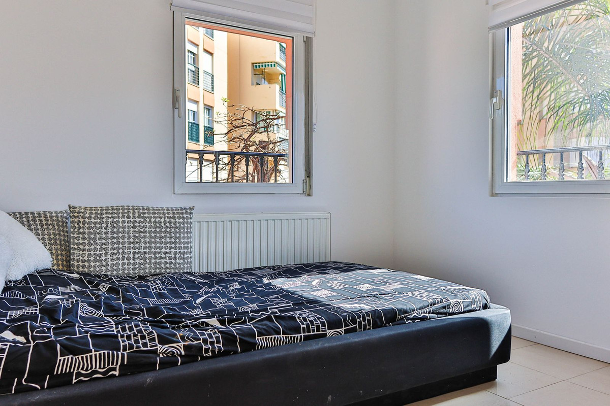 Se vende Pareada de 4 dormitorios en Costa Del Sol, Málaga, España