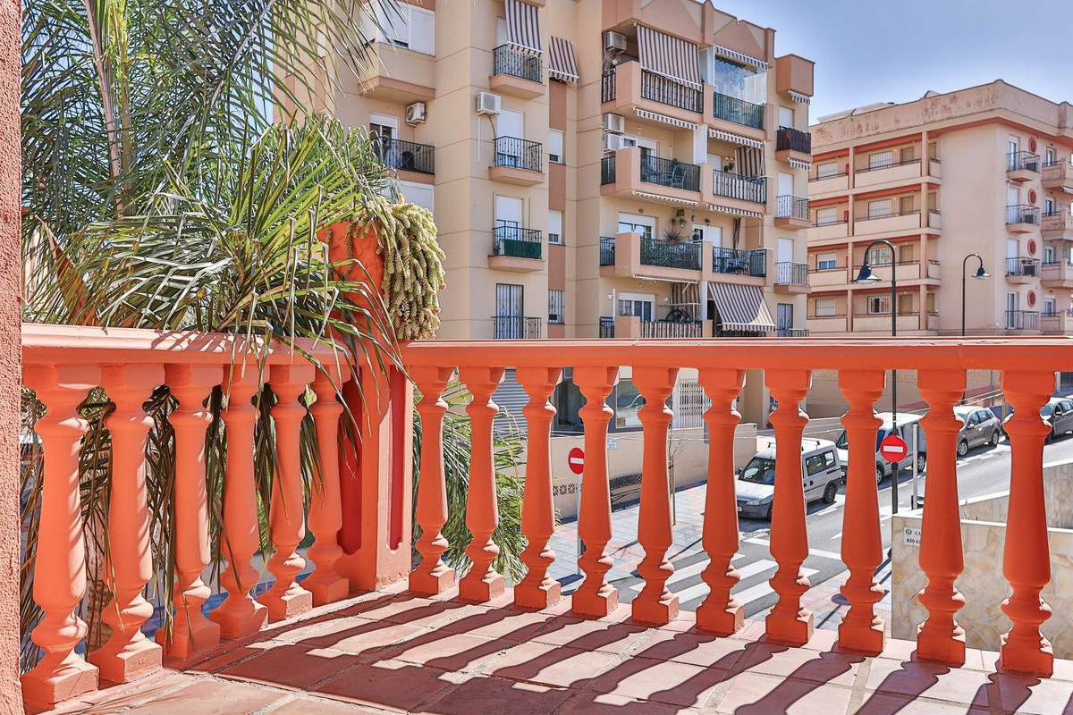 Se vende Pareada de 4 dormitorios en Costa Del Sol, Málaga, España