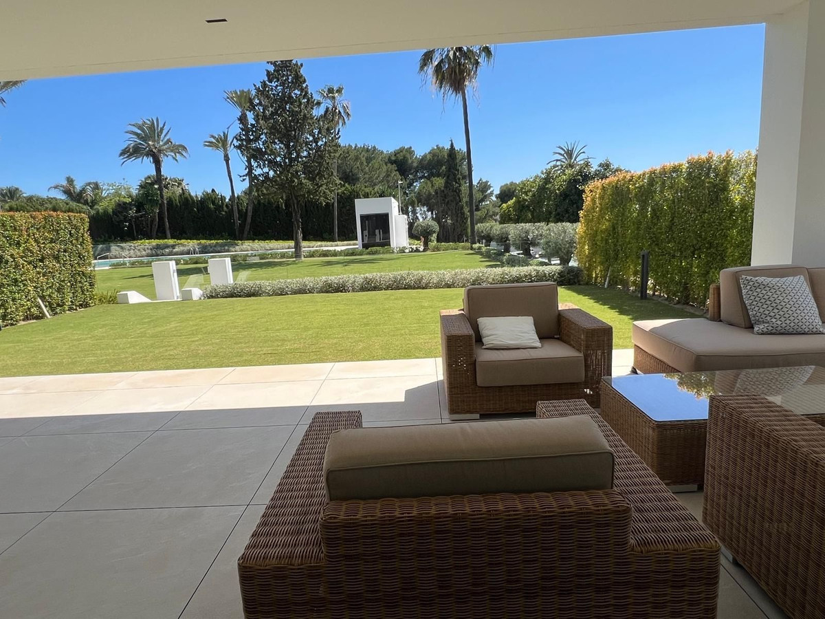 Se vende Pareada de 4 dormitorios en Costa Del Sol, Málaga, España