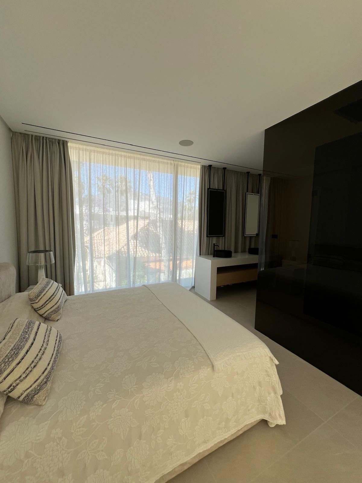 Se vende Pareada de 4 dormitorios en Costa Del Sol, Málaga, España
