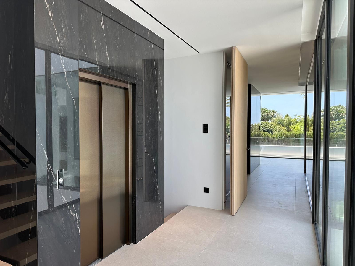 Se vende Pareada de 4 dormitorios en Costa Del Sol, Málaga, España