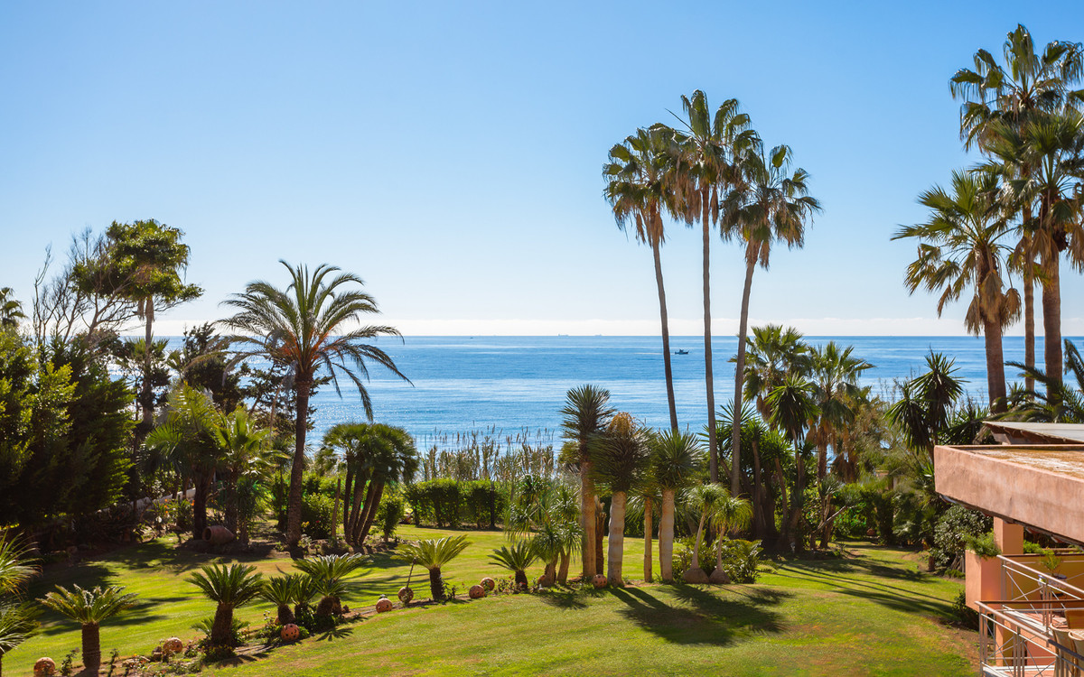 Se vende Villa - Chalet de 8 dormitorios en Costa Del Sol, Málaga, España