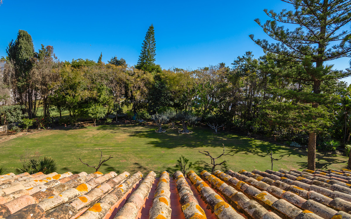 Se vende Villa - Chalet de 8 dormitorios en Costa Del Sol, Málaga, España