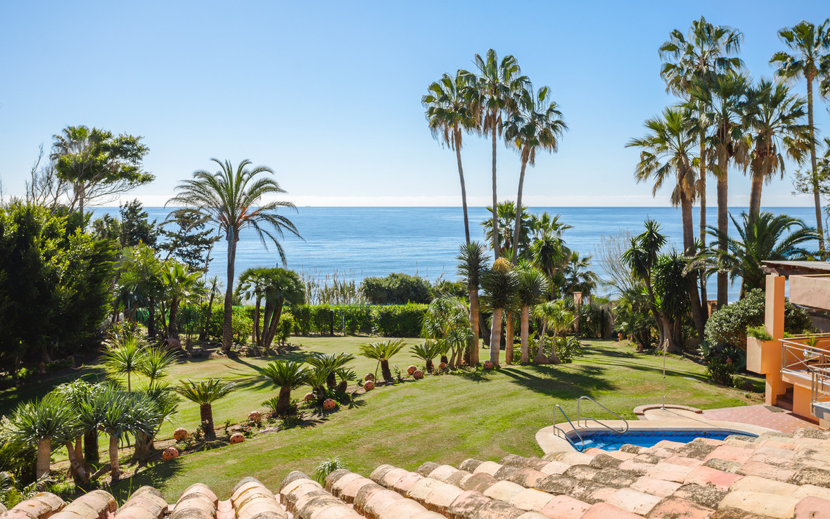 Se vende Villa - Chalet de 8 dormitorios en Costa Del Sol, Málaga, España