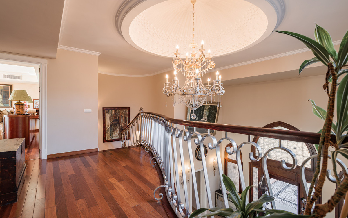 Se vende Villa - Chalet de 8 dormitorios en Costa Del Sol, Málaga, España