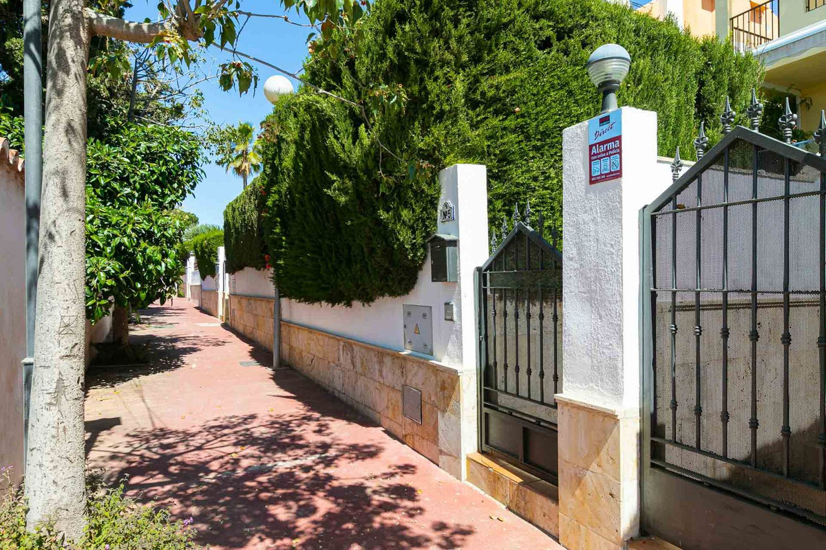 4 Bed Townhouse for sale in Costabella Costa Del Sol, Málaga, Spain