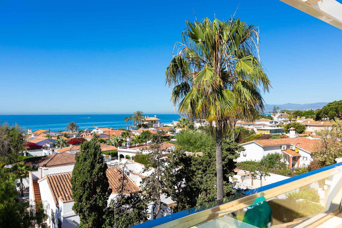 4 Bed Townhouse for sale in Costabella Costa Del Sol, Málaga, Spain