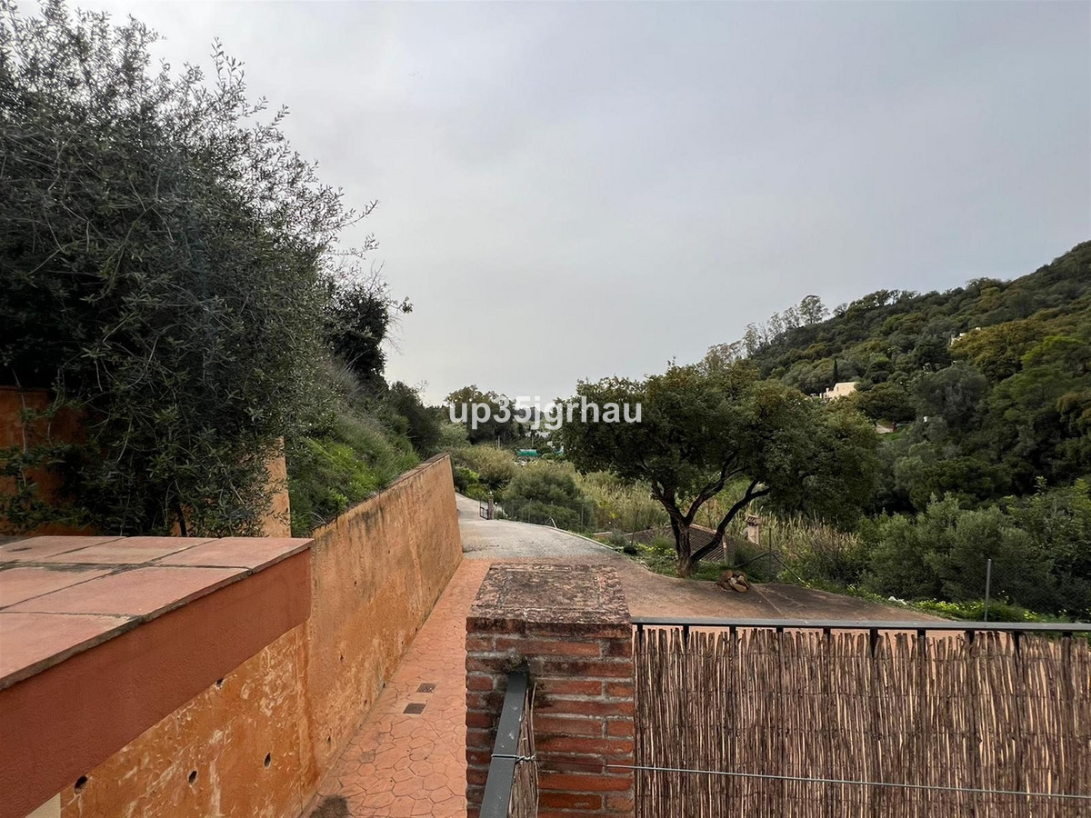 6 Bed Townhouse for sale in Estepona Costa Del Sol, Málaga, Spain