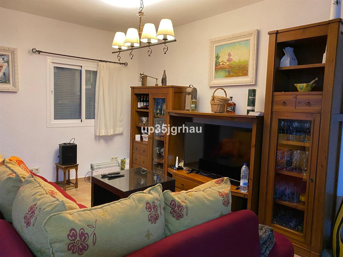 6 Bed Townhouse for sale in Estepona Costa Del Sol, Málaga, Spain
