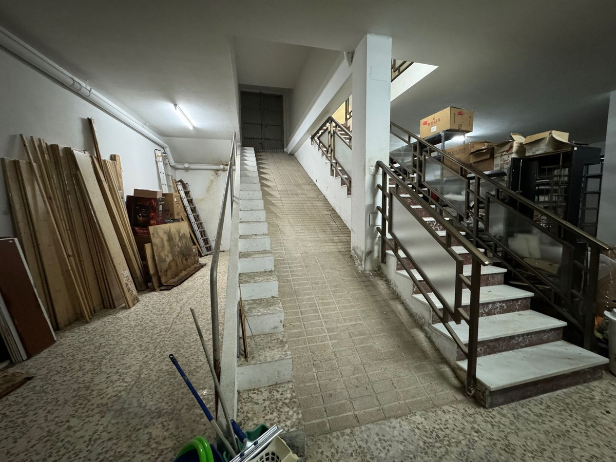 Commercial unit for sale in Estepona Costa Del Sol, Málaga, Spain