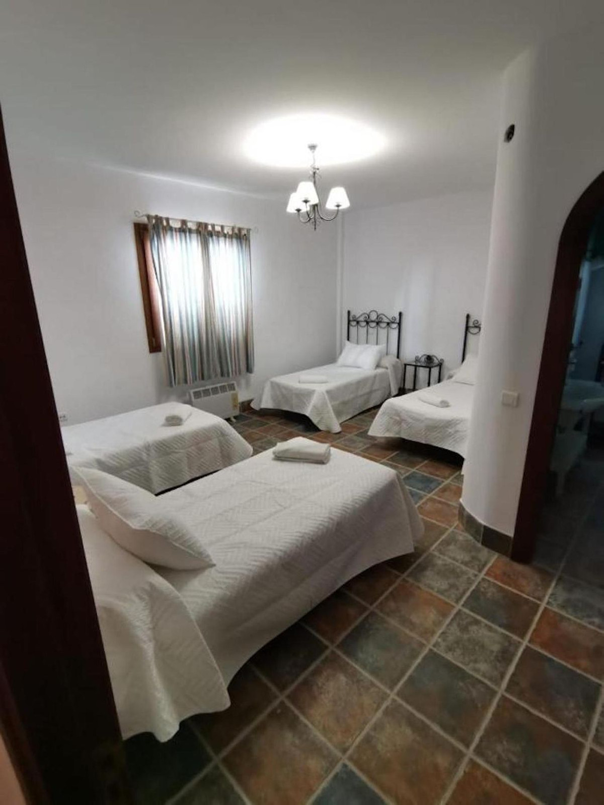Se vende Villa - Chalet de 7 dormitorios en Costa Del Sol East, Málaga, España