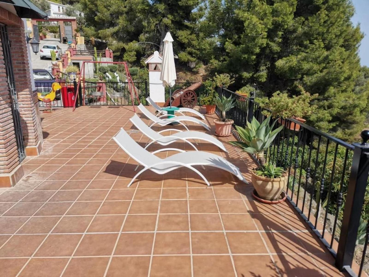 Se vende Villa - Chalet de 7 dormitorios en Costa Del Sol East, Málaga, España