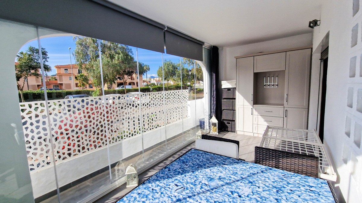 Se vende Apartamento Planta Baja de 2 dormitorios en Costa Del Sol, Málaga, España