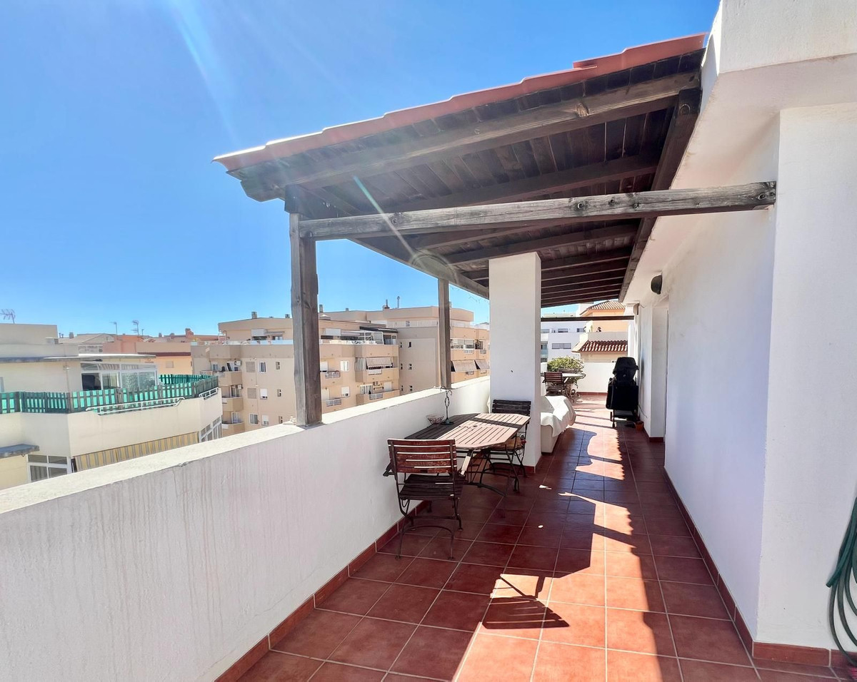 3 Bed Apartment for sale in Las Lagunas Costa Del Sol, Málaga, Spain