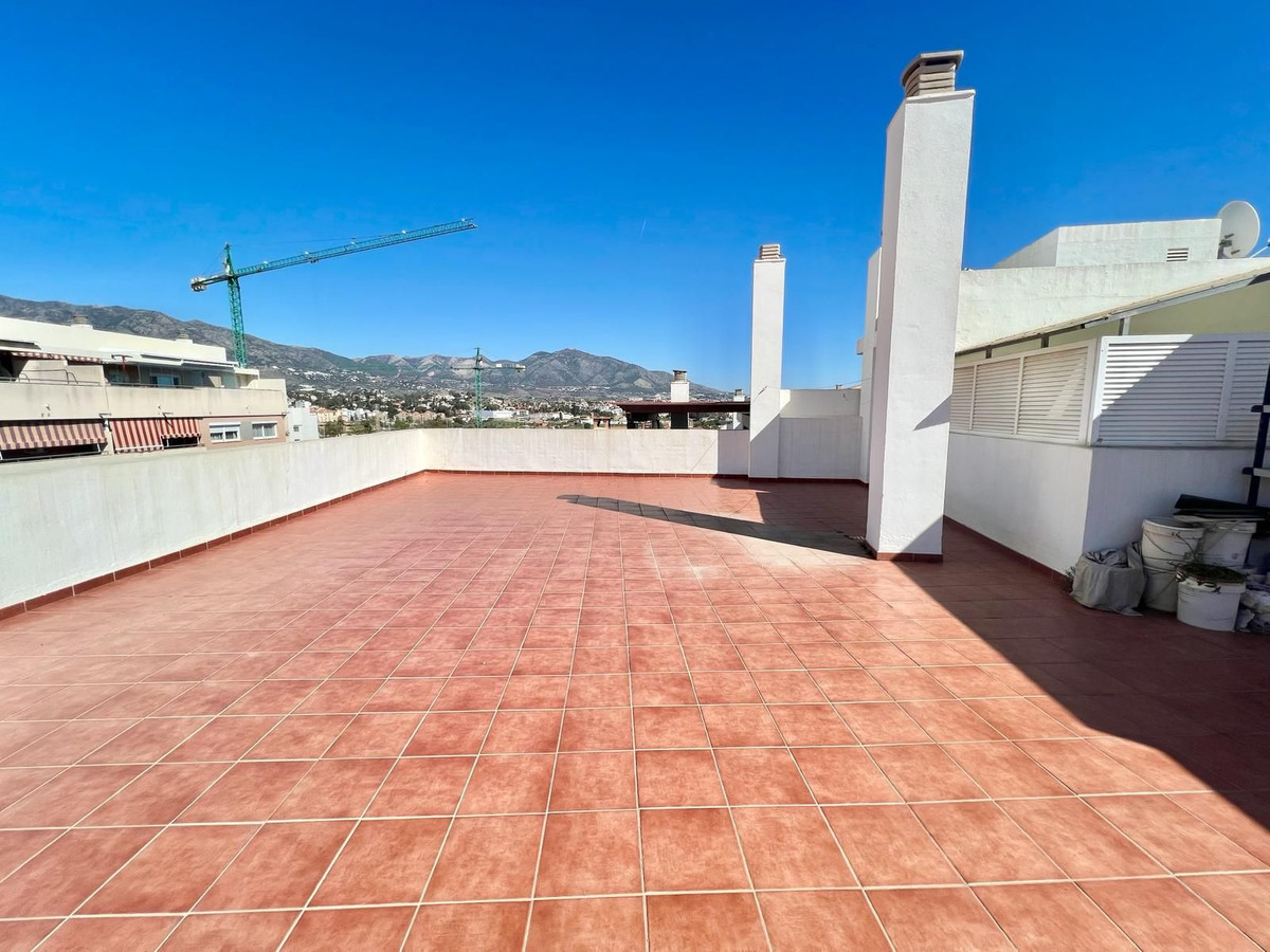 3 Bed Apartment for sale in Las Lagunas Costa Del Sol, Málaga, Spain