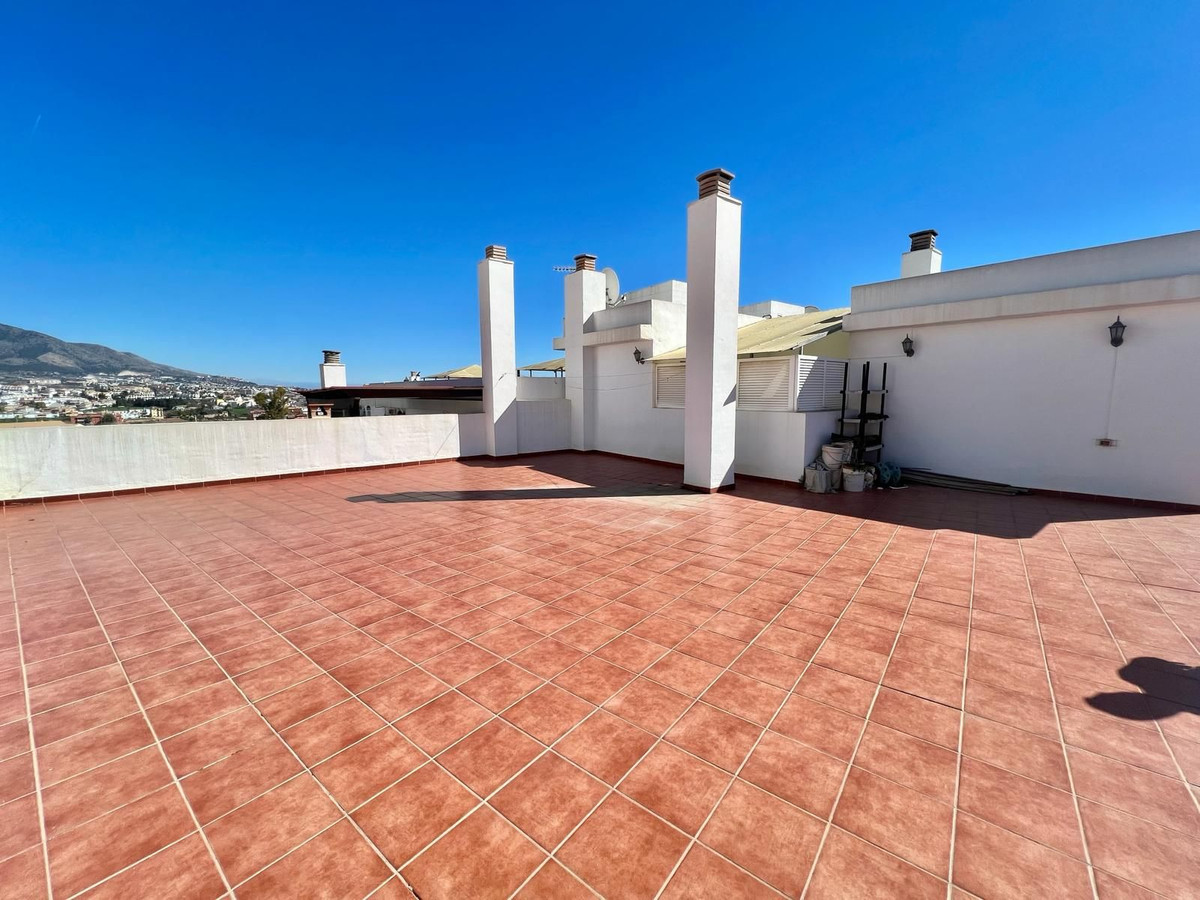 3 Bed Apartment for sale in Las Lagunas Costa Del Sol, Málaga, Spain