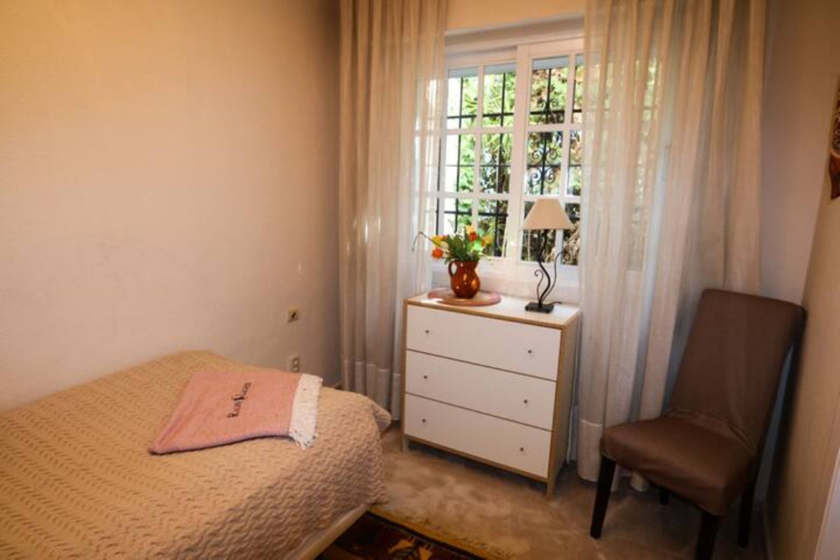 Se vende Villa - Chalet de 5 dormitorios en Costa Del Sol, Málaga, España