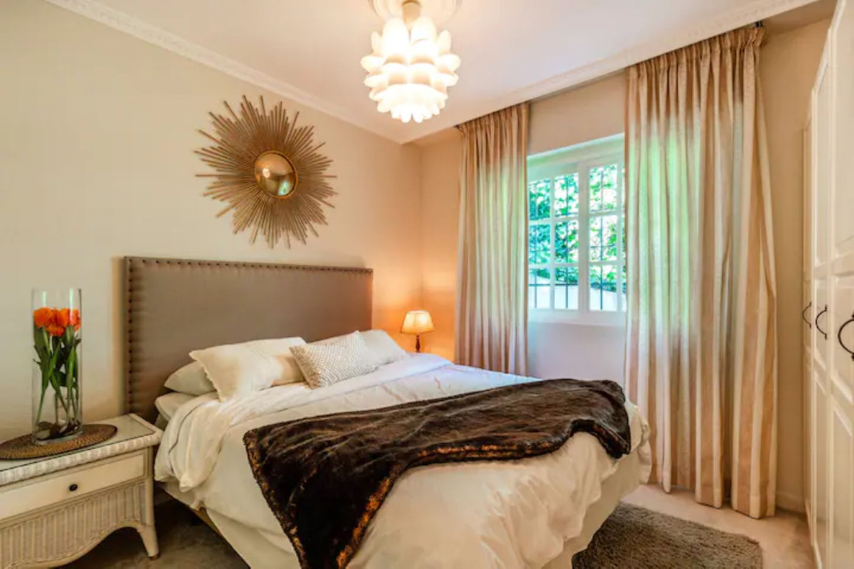 Se vende Villa - Chalet de 5 dormitorios en Costa Del Sol, Málaga, España