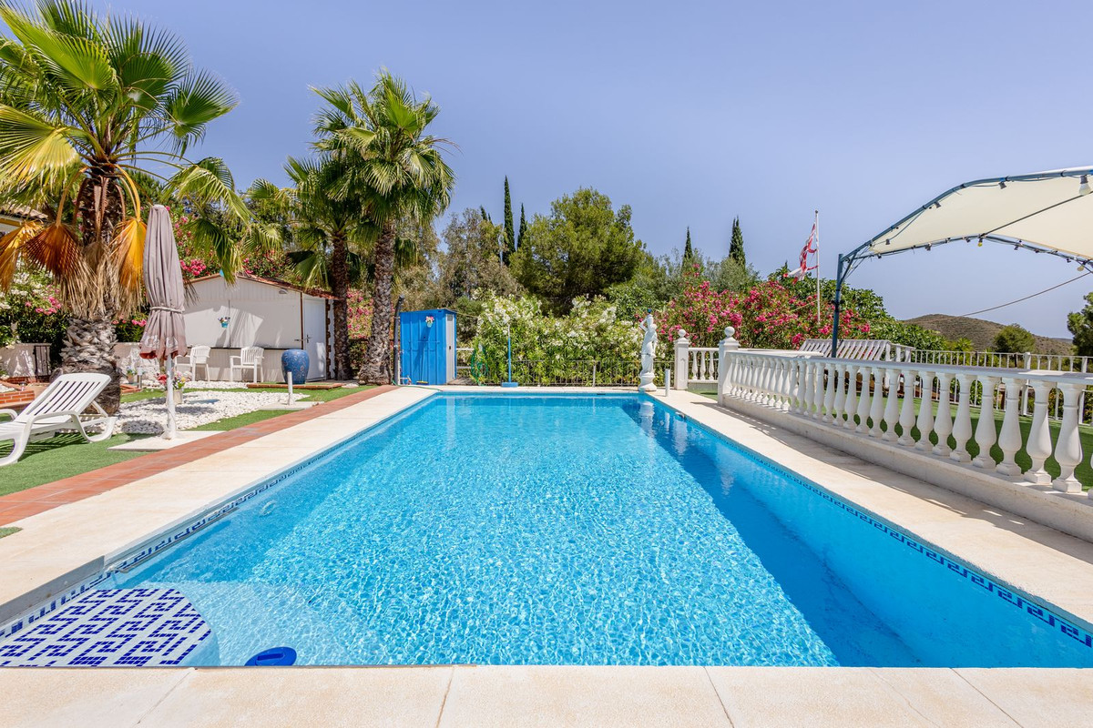Se vende Villa - Chalet de 4 dormitorios en Costa Del Sol, Málaga, España