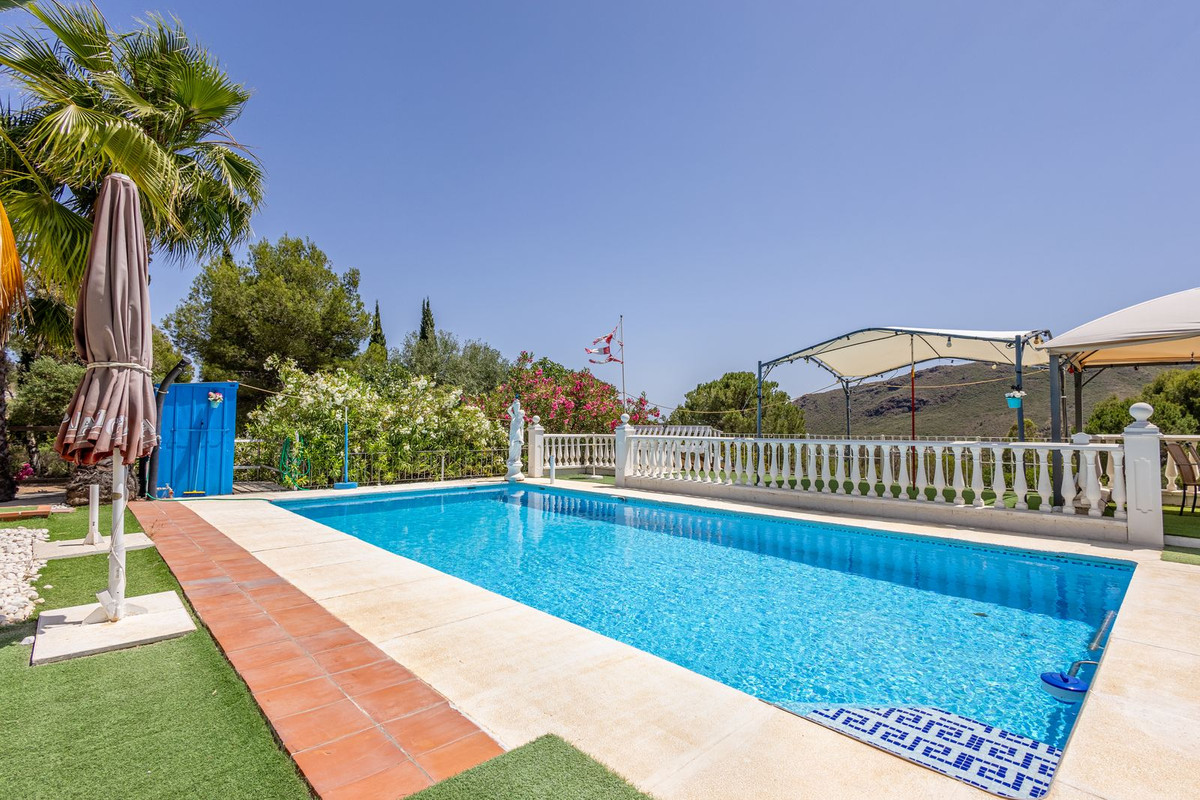 Se vende Villa - Chalet de 4 dormitorios en Costa Del Sol, Málaga, España