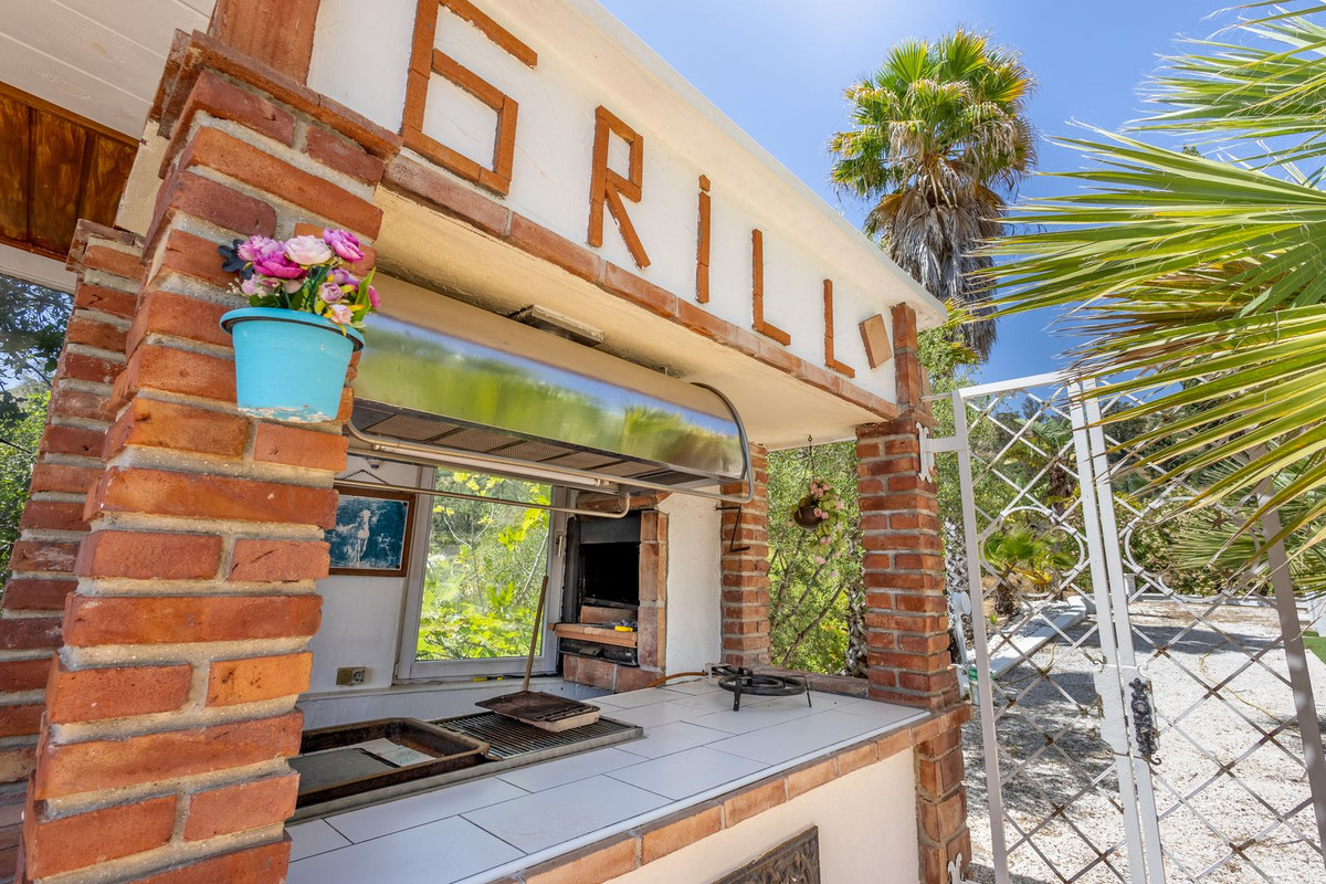 Se vende Villa - Chalet de 4 dormitorios en Costa Del Sol, Málaga, España