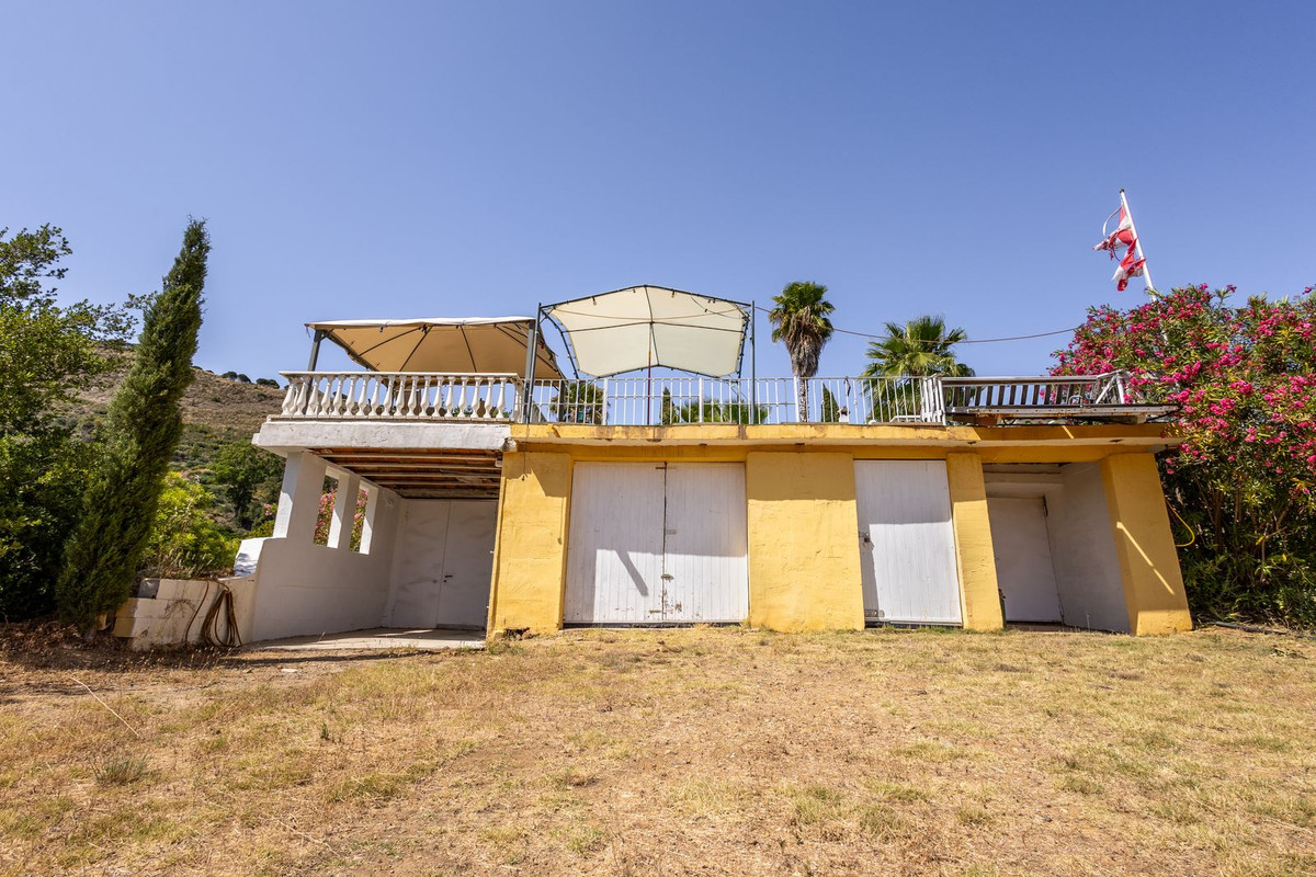 Se vende Villa - Chalet de 4 dormitorios en Costa Del Sol, Málaga, España