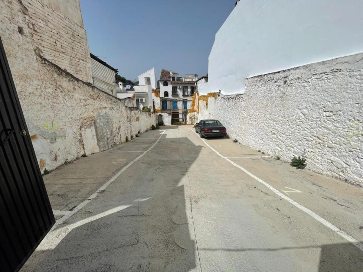 Se vende Terreno Urbano  en Costa Del Sol, Málaga, España