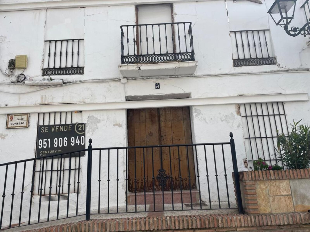 Se vende Terreno Urbano  en Costa Del Sol, Málaga, España