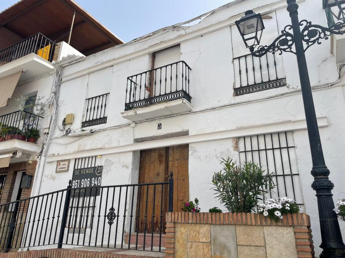 Se vende Terreno Urbano  en Costa Del Sol, Málaga, España