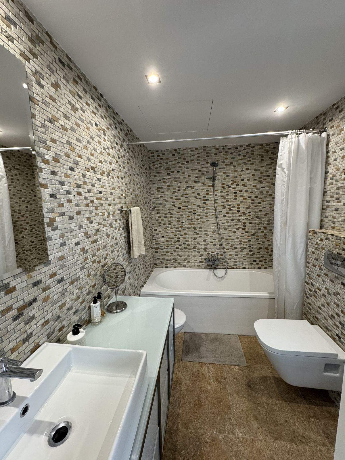 3 Bed Apartment for sale in Nueva Andalucía Costa Del Sol, Málaga, Spain