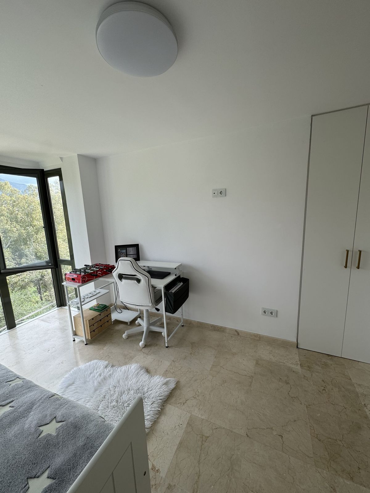 3 Bed Apartment for sale in Nueva Andalucía Costa Del Sol, Málaga, Spain