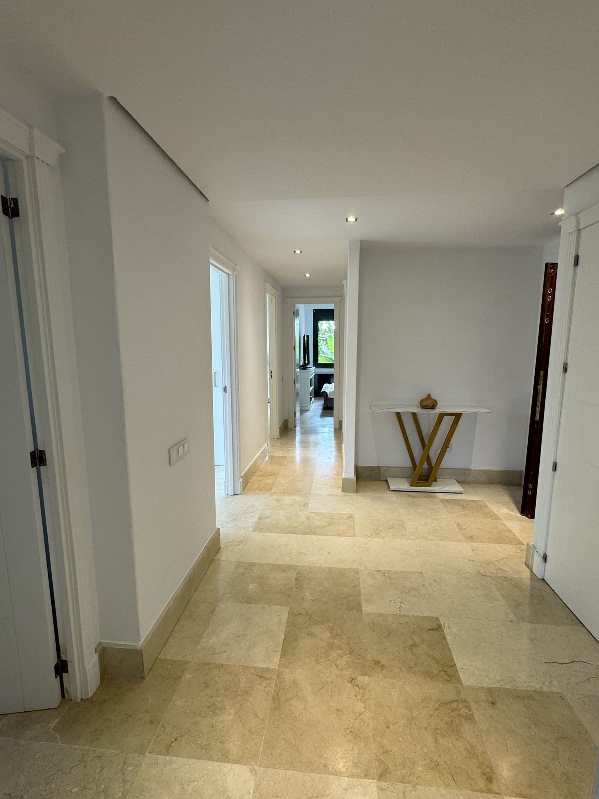 3 Bed Apartment for sale in Nueva Andalucía Costa Del Sol, Málaga, Spain