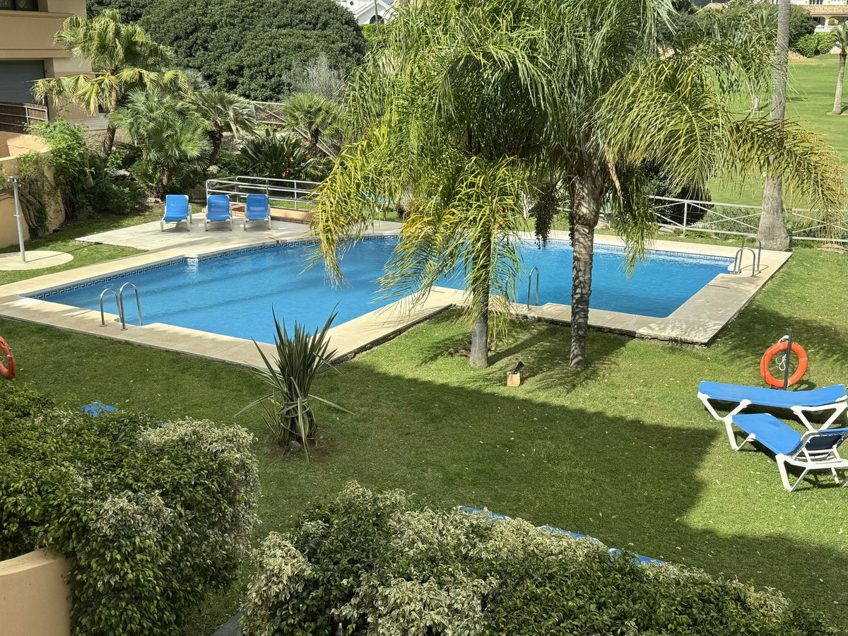 3 Bed Apartment for sale in Nueva Andalucía Costa Del Sol, Málaga, Spain
