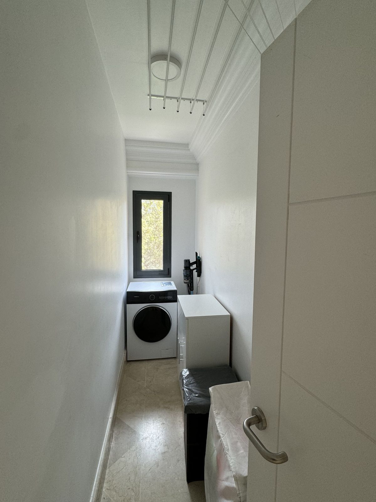 3 Bed Apartment for sale in Nueva Andalucía Costa Del Sol, Málaga, Spain